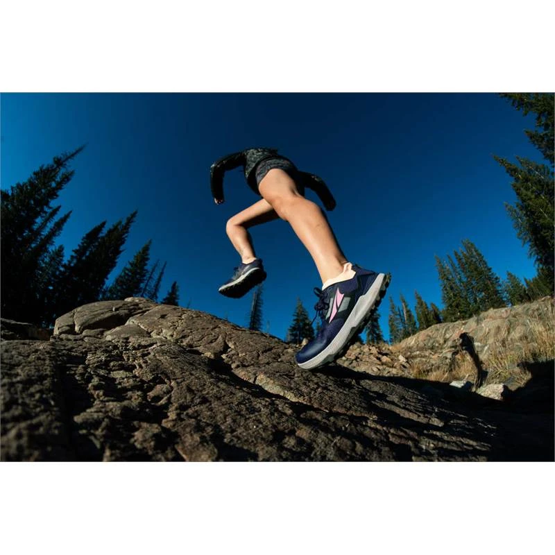 Altra Womens Lone Peak 7 Sneakers 5 Altra Womens Lone Peak 7 Sneakers - Image 5